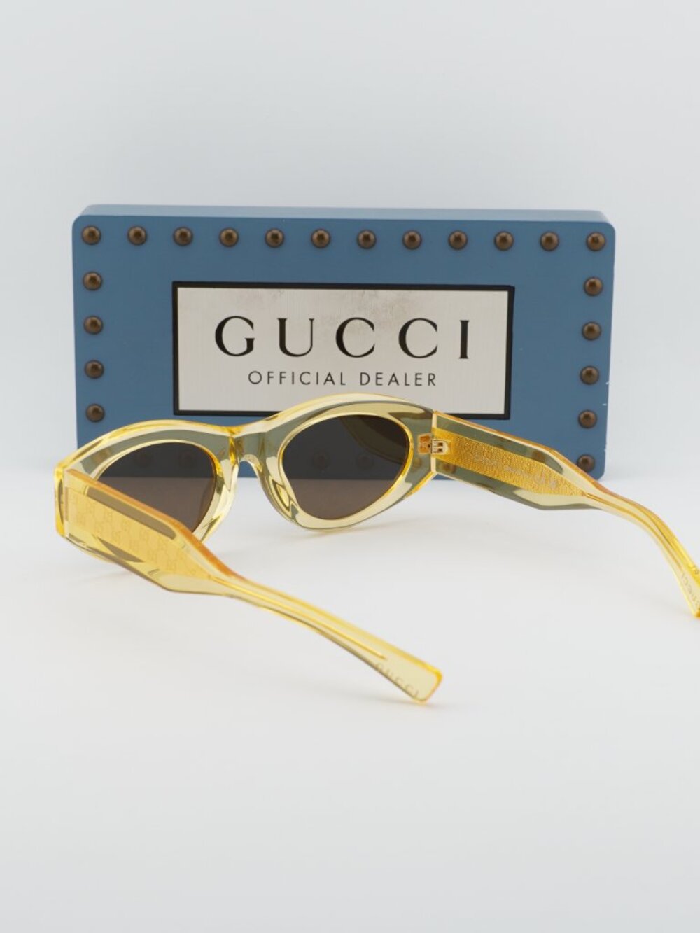 Gucci GG2065S 004 Cat Eye Sunglasses - Yellow / Brown with Logo - Picture 5 of 11